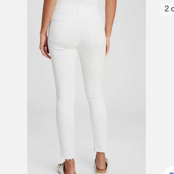 GAP Womens Skinny Jean - Picture 2 of 9